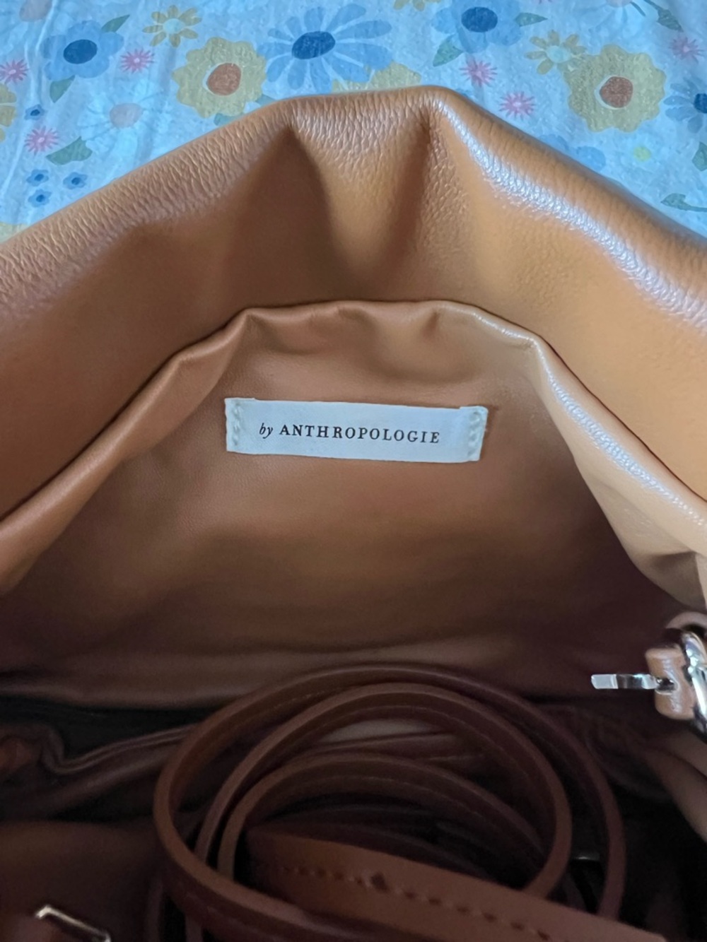 BY ANTHROPOLOGIE CINCHED FAUX-LEATHER CLUTCH - Picture 6 of 7